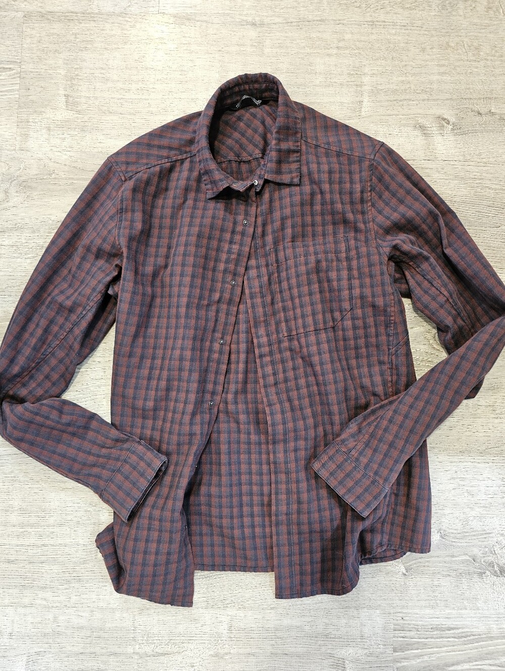 Arcteryx Men's Red-Brown Plaid Button-Up Shirt Small